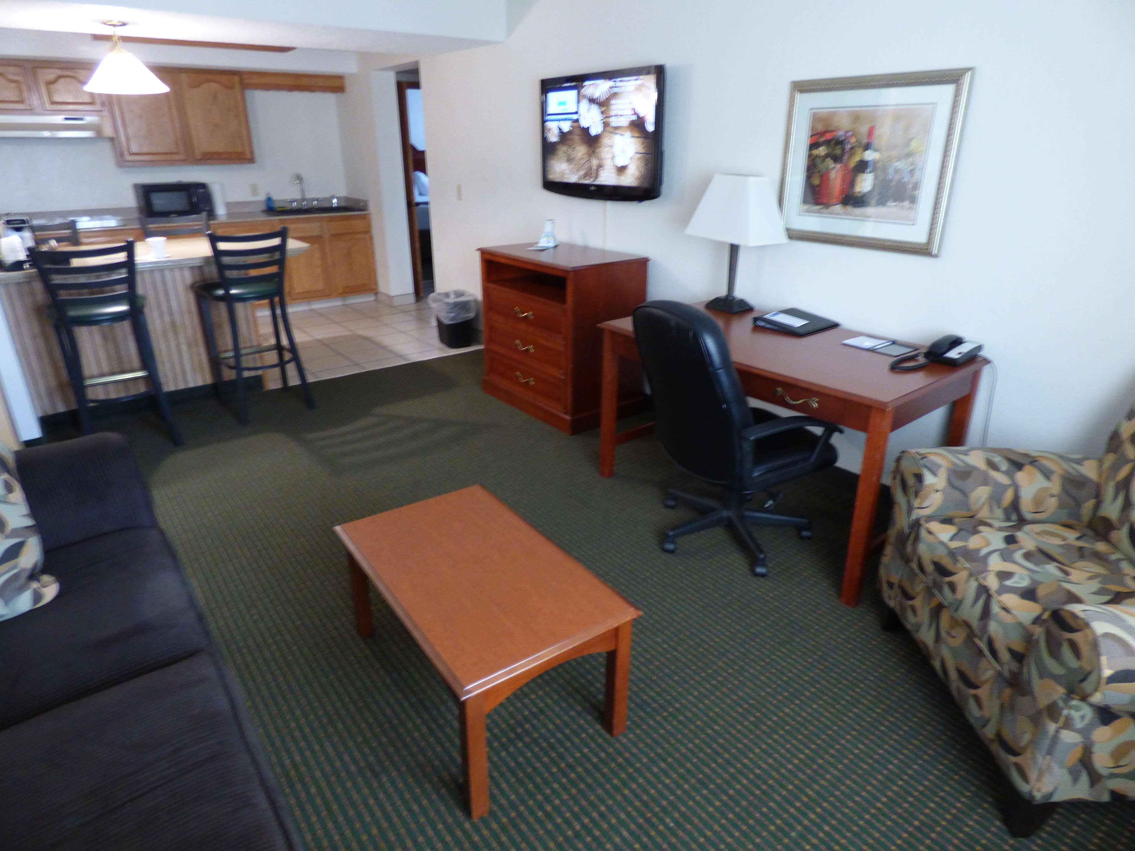 Best Western Plus Longbranch Hotel & Convention Center Cedar Rapids Εξωτερικό φωτογραφία